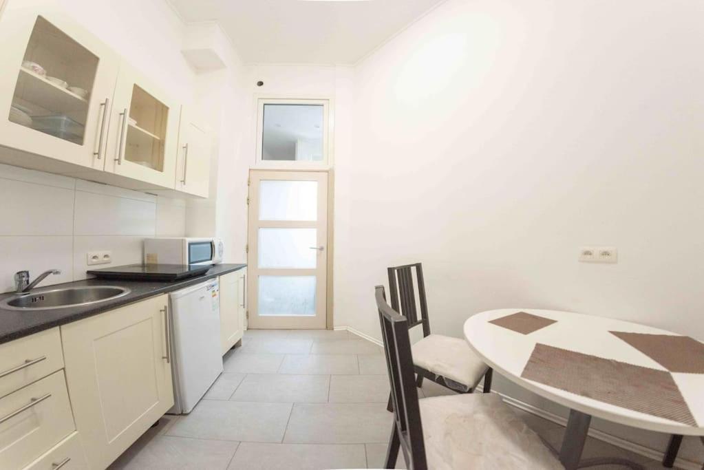 Studio Milana Apartment Bruxelles Exterior foto